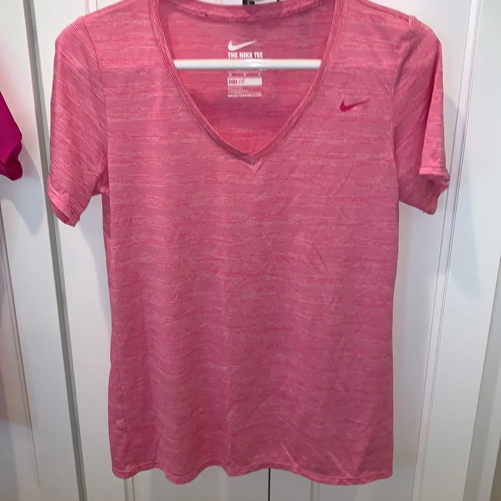 Nike Dri-fit and New Balance athletic shirt bundle - Picture 2 of 10